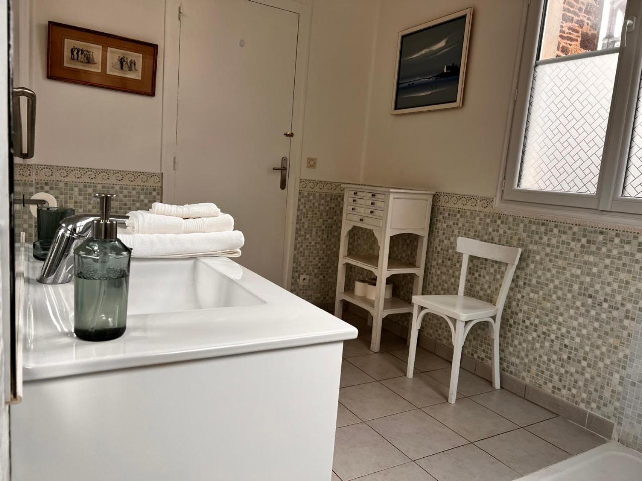 Le Manoir De La Cane Montfort-sur-Meu 外观 照片